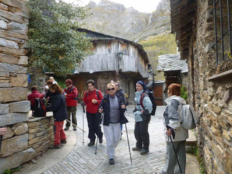 3ba9d4a08a60d0a4b70faa28f7b4a351